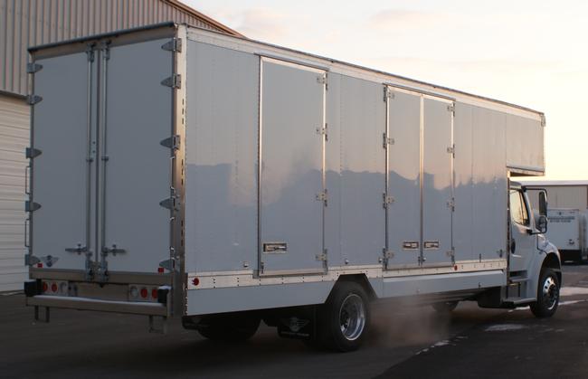 FREIGHTLINER WITH 26' KENTUCKY BODY FREIGHTLINER WITH 26' KENTUCKY BODY