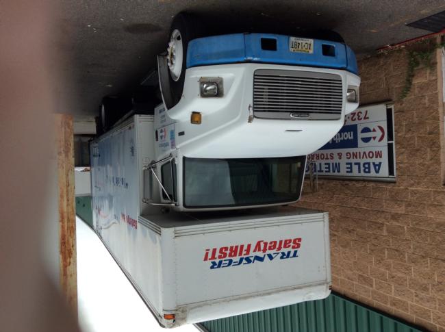1997 Freightliner With Newer 26’ Box And Lift Gate. Good Running Truck. Located In New Jersey. Call 908-672-1531