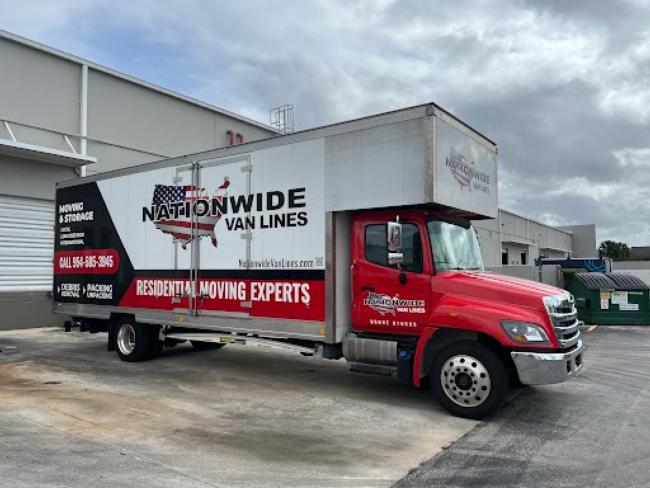 2020-Hino-Moving-Van-with-107,000