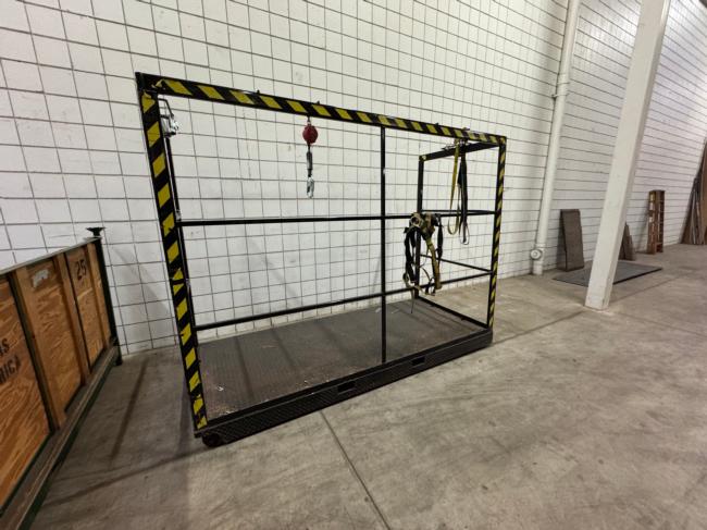 Forklift-Work-Platform-Attachment--