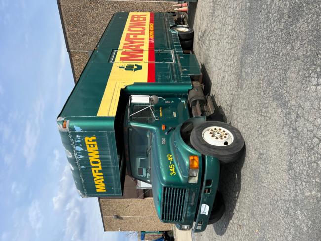 2000-International-Straight-truck
