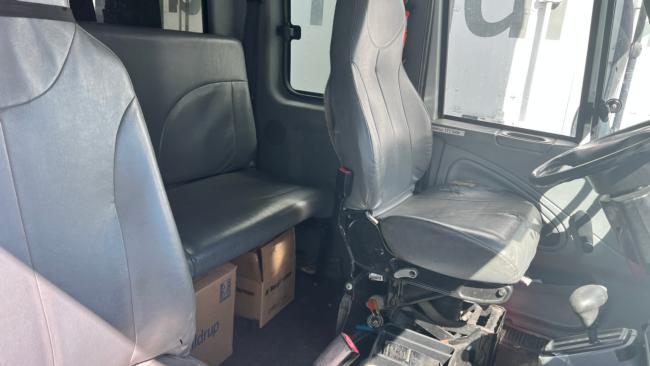 2006-International-4300.-DT466.--