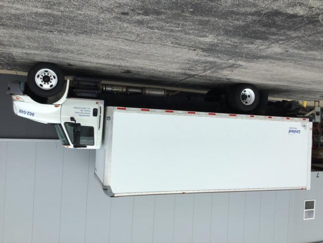 2017-International-4300-(3)-Man-Cab.
