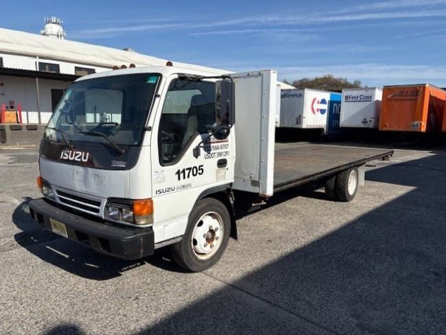 2001-Isuzu-NQR-22ft-Flatbed-