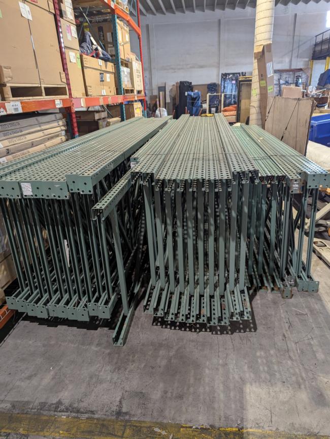 Warehouse-Racks---Uprights,-Beams,