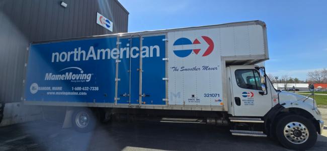 Spacious-Moving-Truck-with-Moms