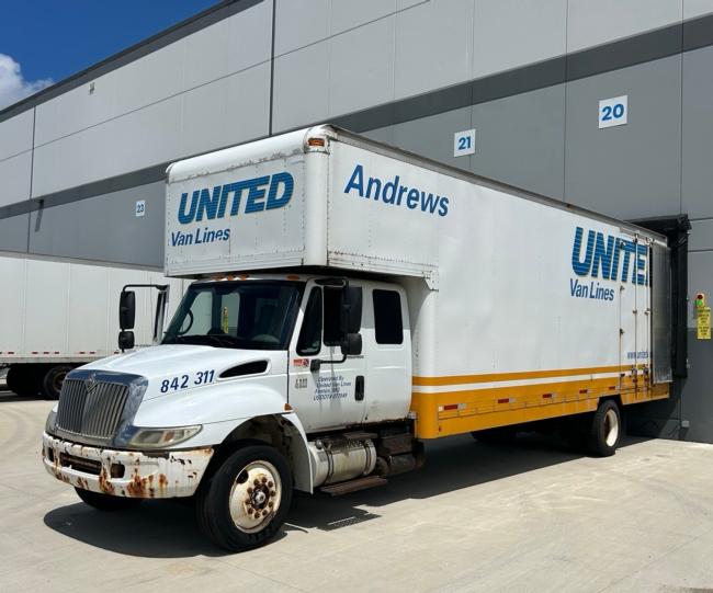2005-INT-4300.-Extended-cab,-mover
