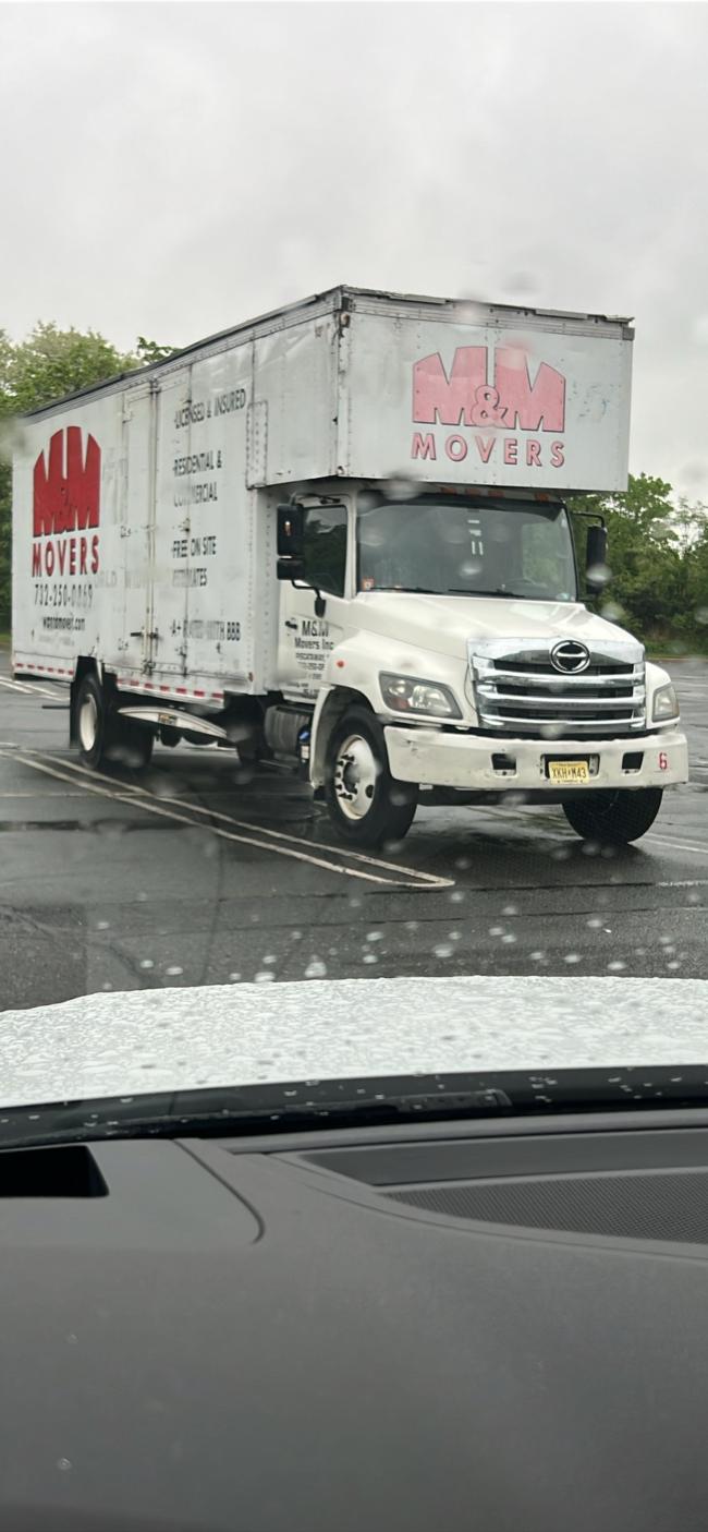 Selling-our-26-ft-Hino-with-only
