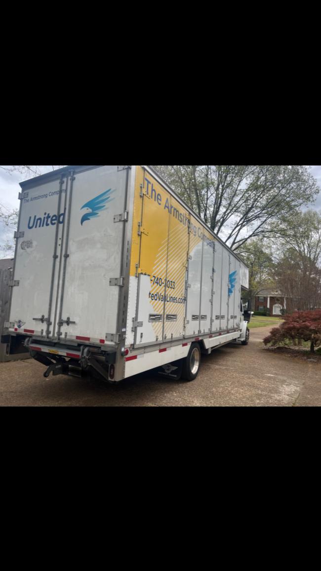 2023-Freightliner-with-double