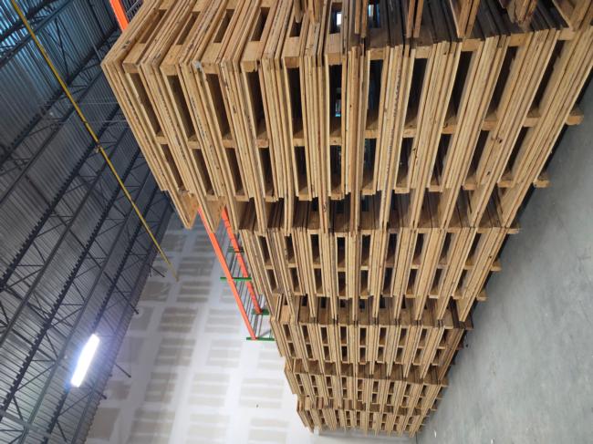 60-Practically-new-vaults-for-sale.