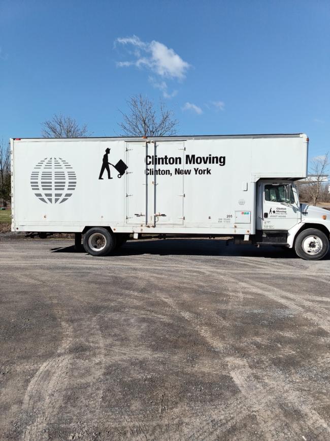 2000-Freightliner-FL70,-5.9-Cummins.