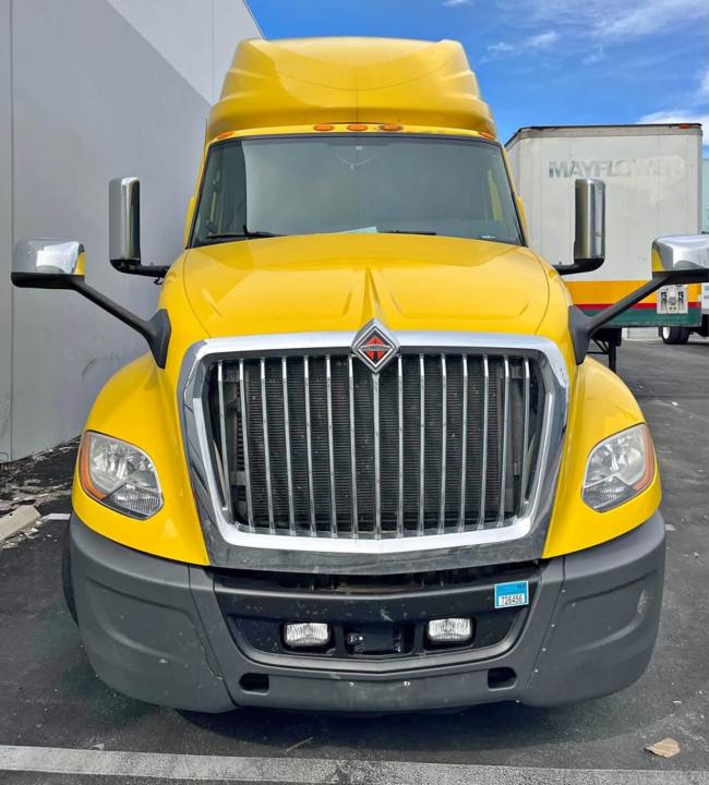 For-Sale:-2018-International-LT625