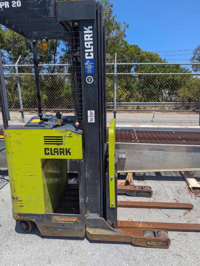 Clark-Forklift.-Electric-stand-up