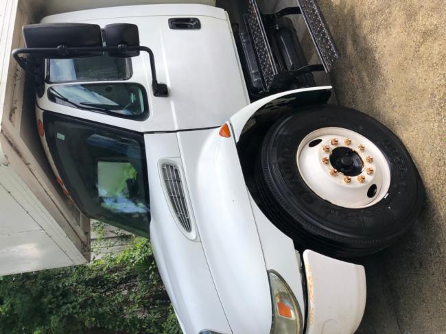 2004-International-Truck.-
New