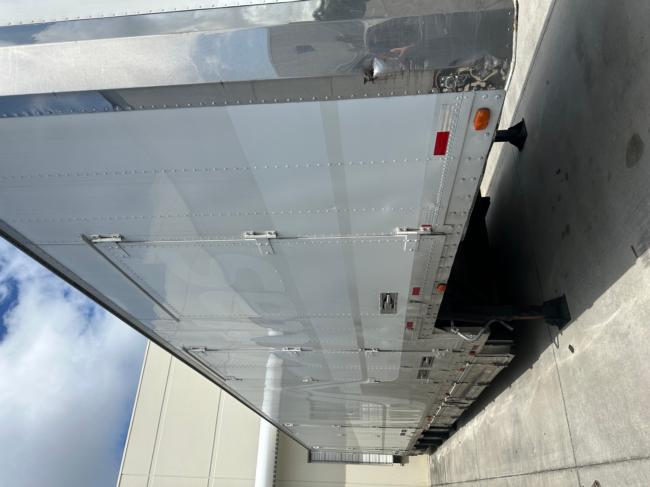 04-Triple-axle-Kentucky-trailer-in
