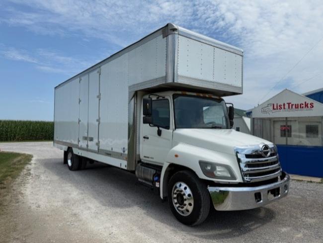Hino-268,-Only-101k-miles,-Allison