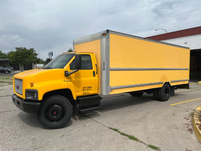 For-Sale:-2006-GMC-C7500-26-Box