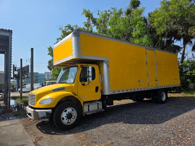 2018-Freightliner-M2-Business-Class