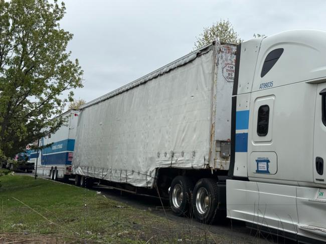 1997-curtainside-53-ft-vault