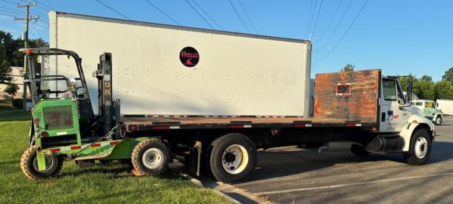 2004-International-4300-Straight