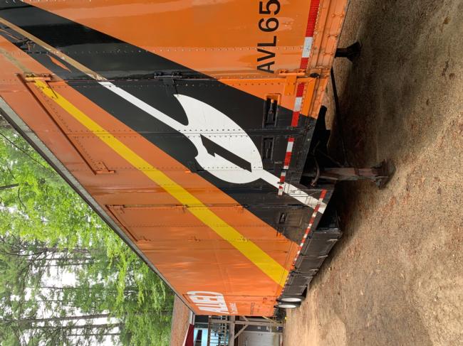 48-foot-Kentucky-trailer.-Good