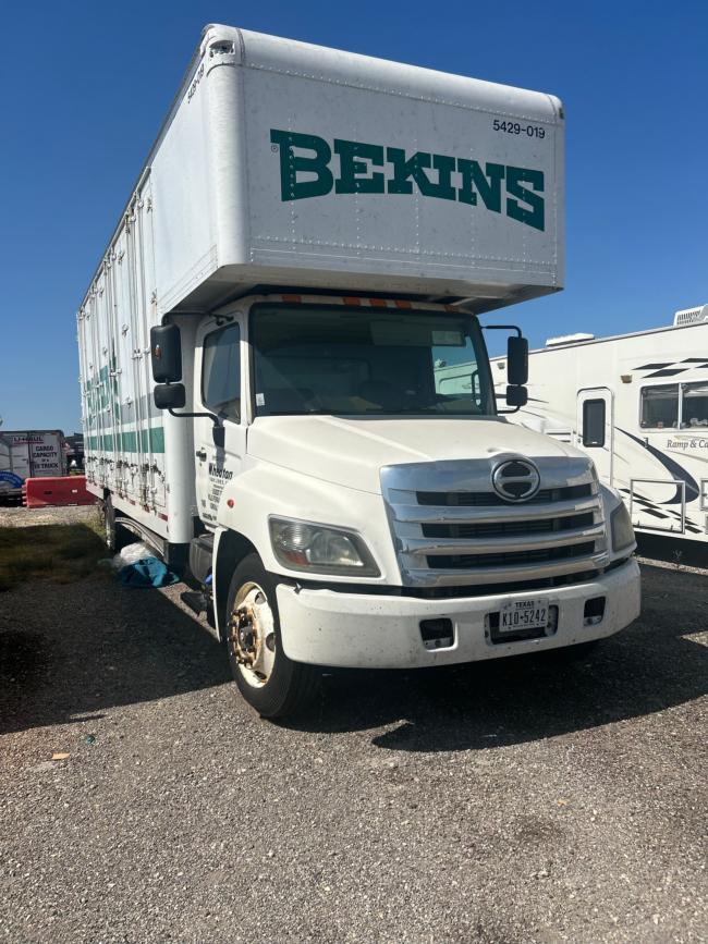 2014-Hino-268---356,965-miles-with