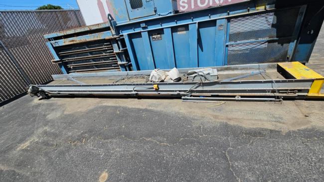 Marathon-side-eject-horizontal-baler
