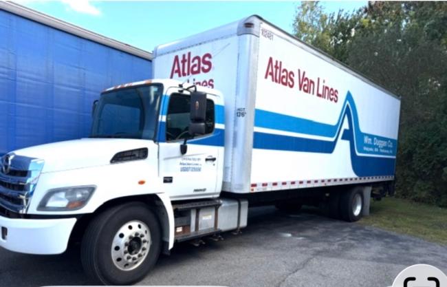 Hino-268-non-cdl-air-brakes-air-ride