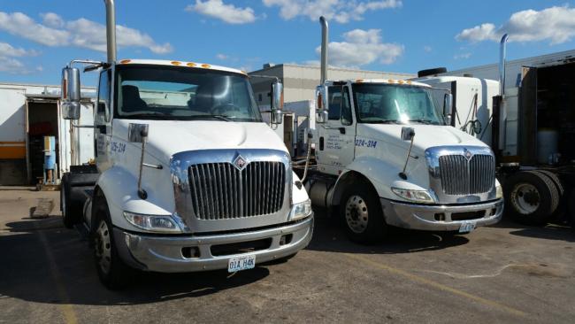 International,-Navistar-8600-Single